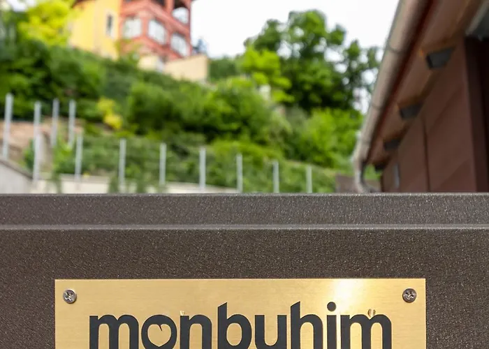 Monbuhim Four Apartment